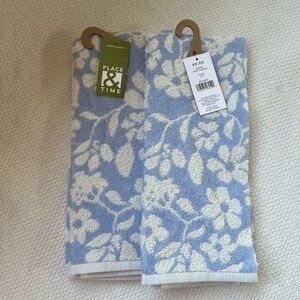 Blue Floral Towels 2pcs 16in x 26in